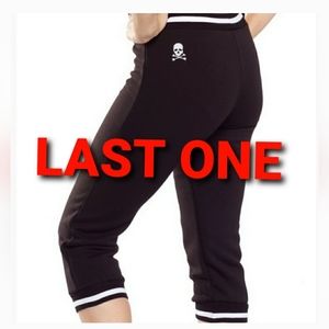 Sourpuss Embroidered Skull & Crossbones on Hip Thick Black Fleece Capri Pants